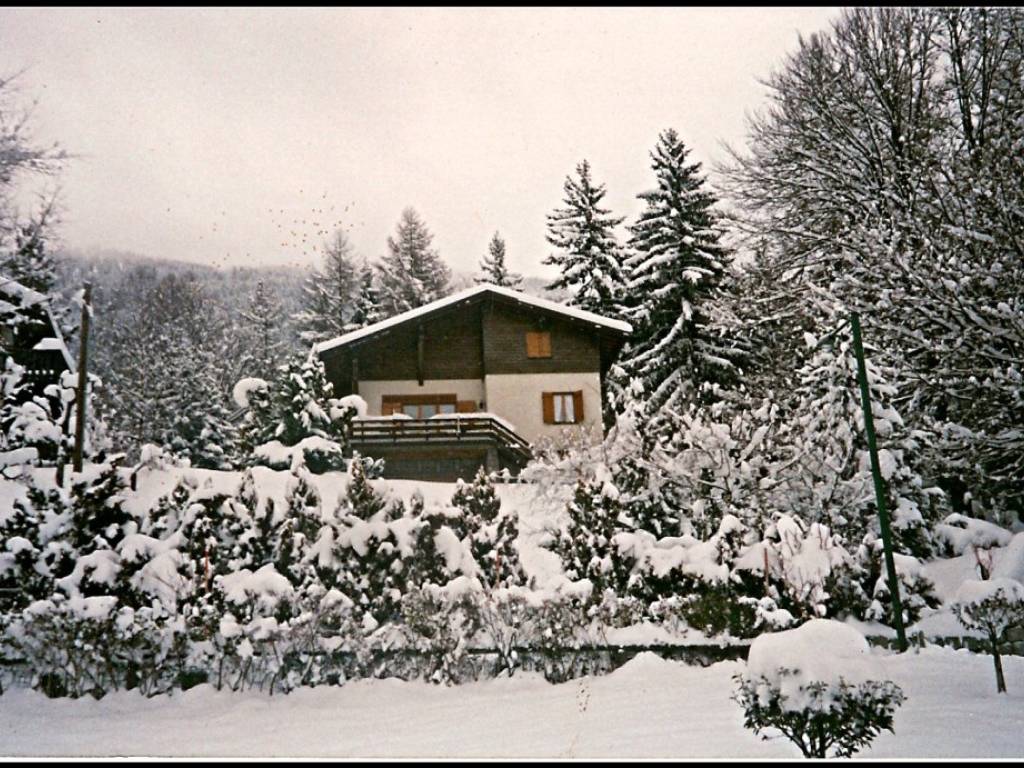 Villa a Pinzolo in Via Folgorida - Foto 2