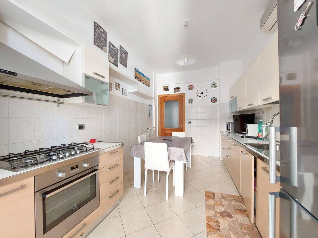 Appartamento a Genova in Via La Spezia - Foto 3