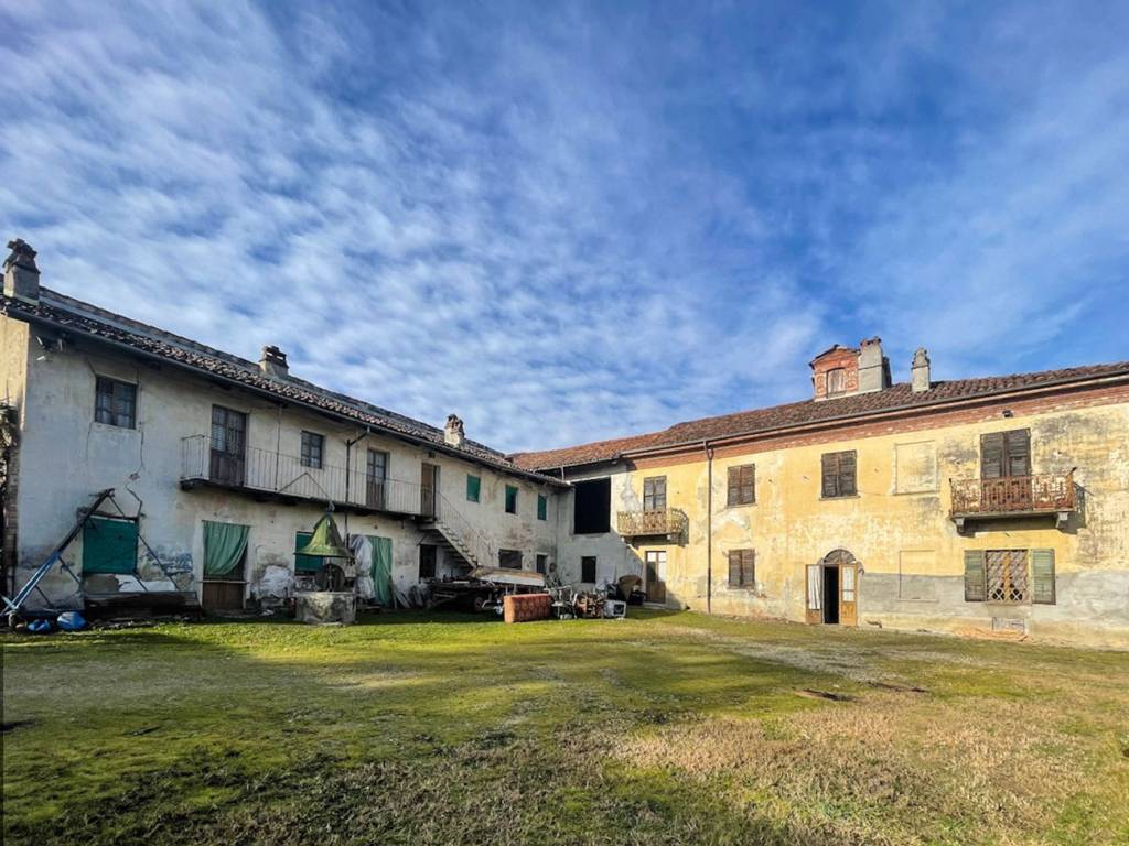 Rustico / casale a Guarene in Corso Canale, 41 - Foto 2
