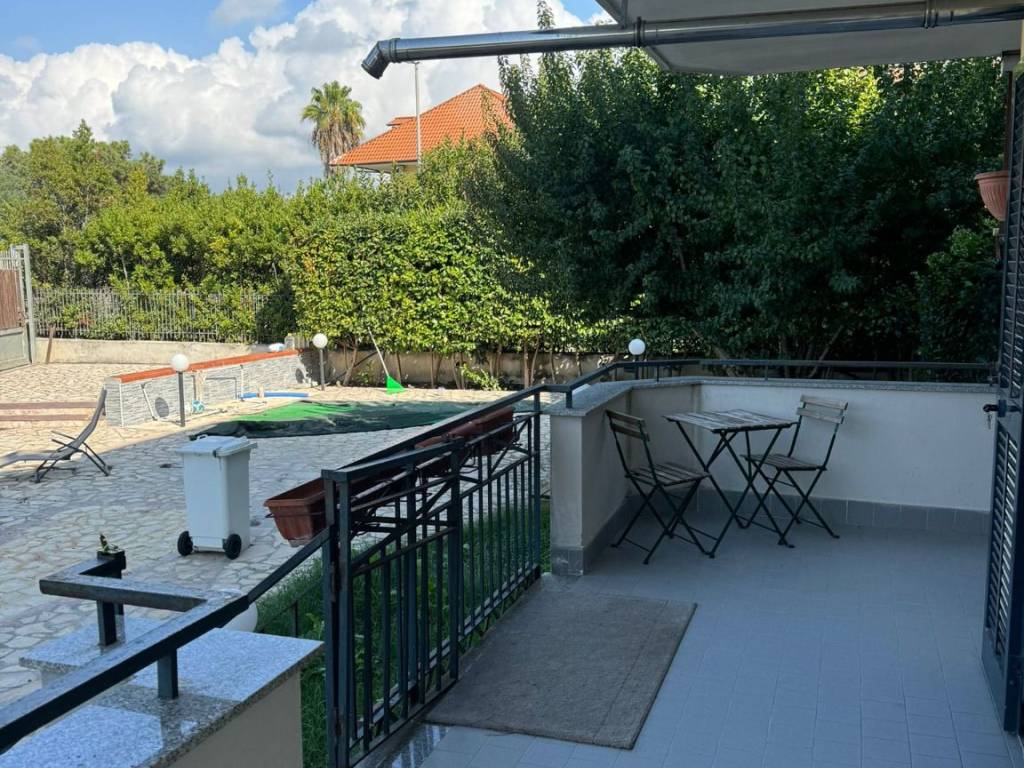 Appartamento a Giugliano in campania in Via Staffetta - Foto 3