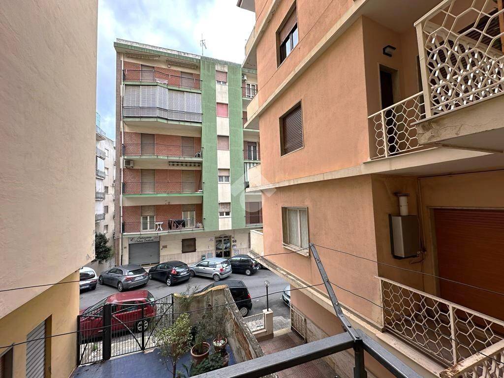 Appartamento a Reggio calabria in Via Antonino Cutroneo, 29 - Foto 5