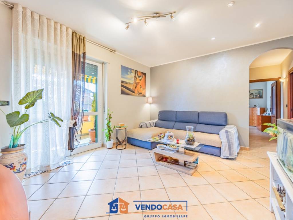 Appartamento a Caramagna piemonte in Via Luigi Einaudi - Foto 2