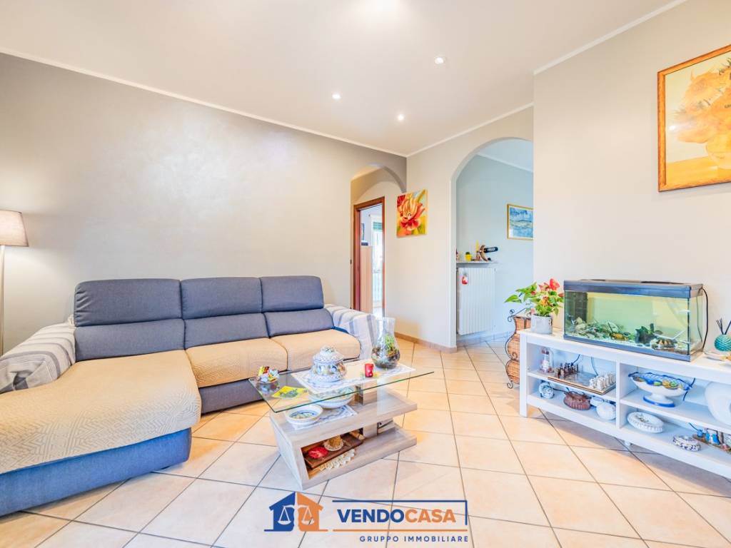 Appartamento a Caramagna piemonte in Via Luigi Einaudi - Foto 3