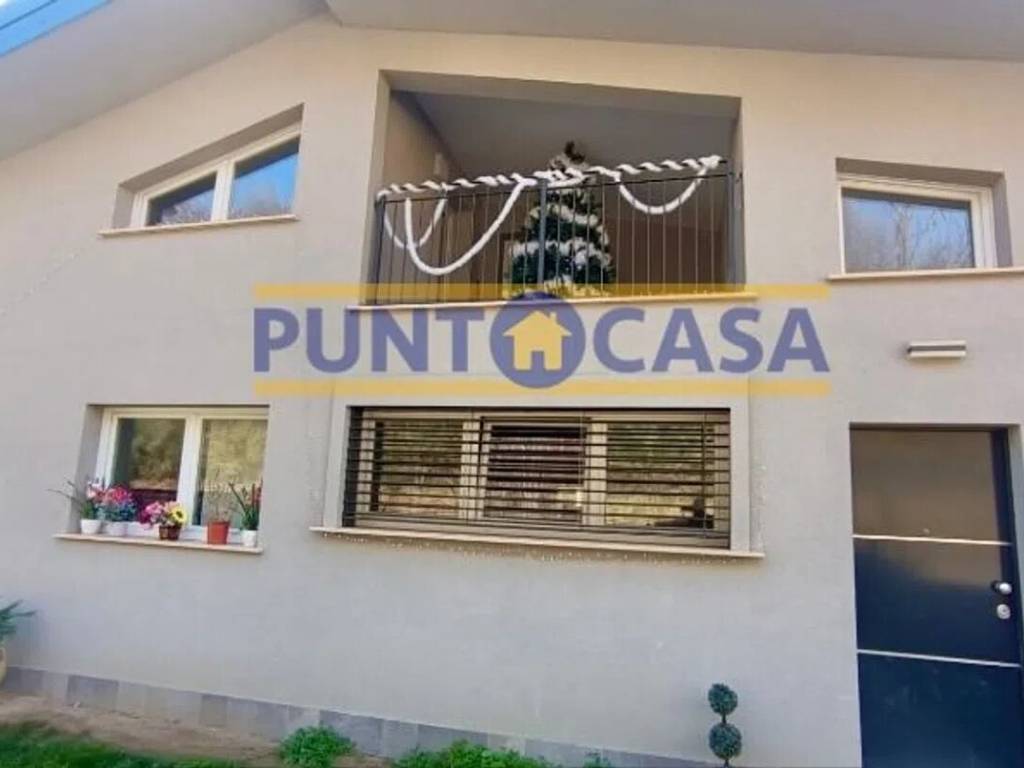 Appartamento a Montorio al vomano in Via G. Leopardi, 145 - Foto 3