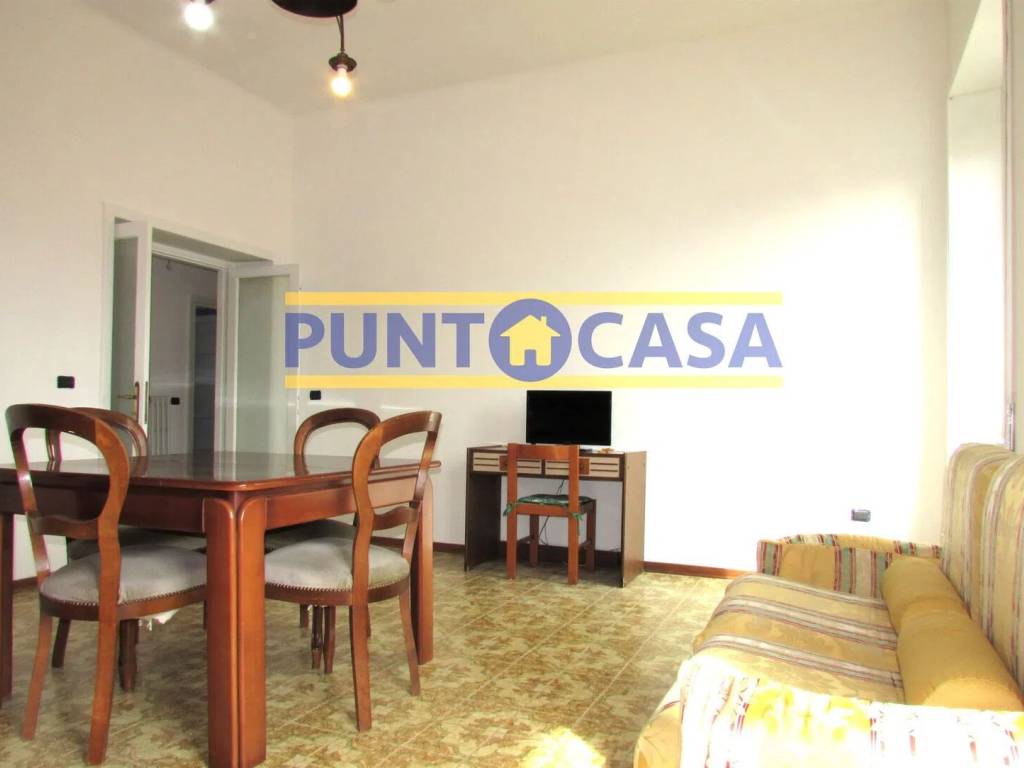 Appartamento a Teramo in Piazza Martiri Pennesi, 26 - Foto 2