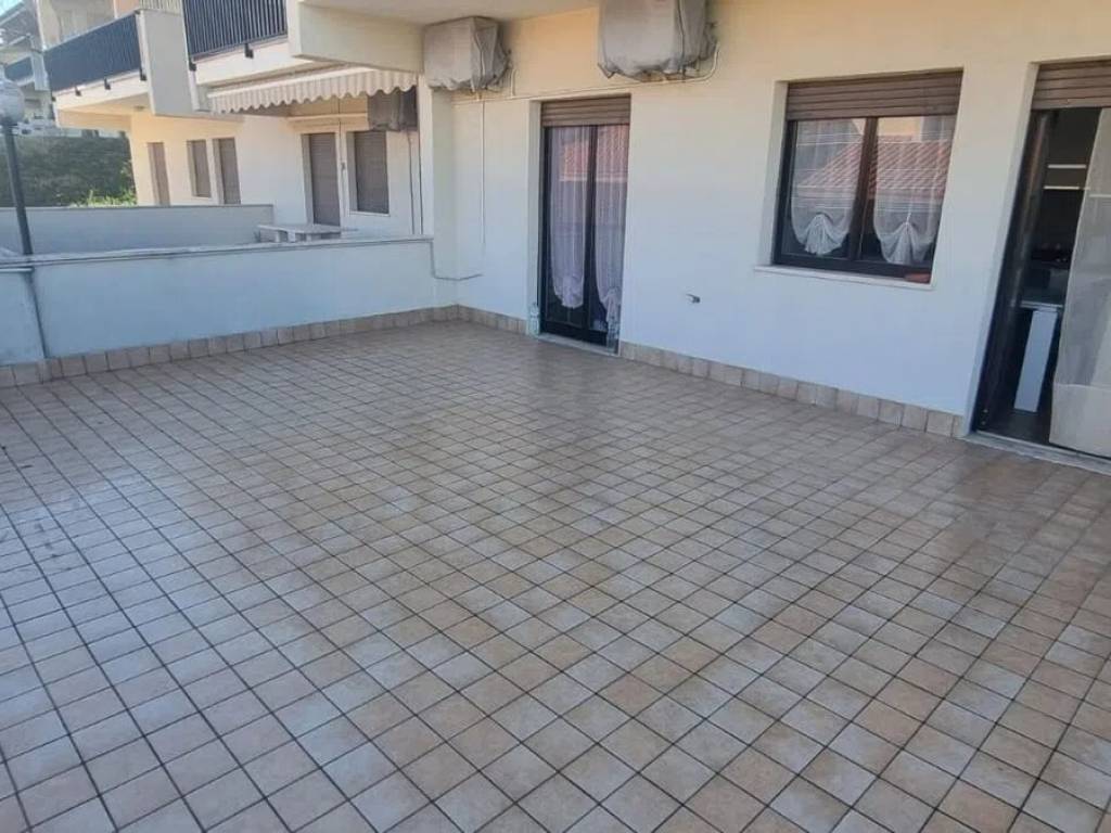 Appartamento a Ortona in Viale Europa, 44 - Foto 2