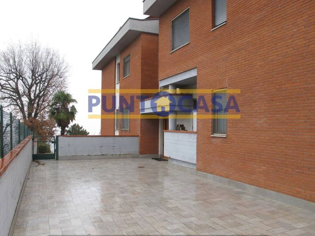 Appartamento a Teramo in Via Giacomo Brodolini, 12 - Foto 3