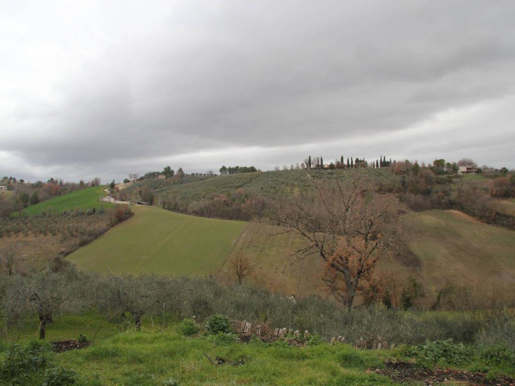 Rustico / casale a Spoleto in Frazione San Silvestro - Foto 4