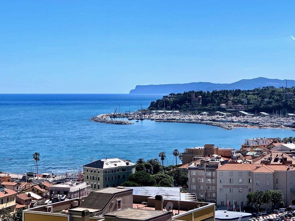Appartamento a Varazze in Via giovane italia, 21 - Foto 4
