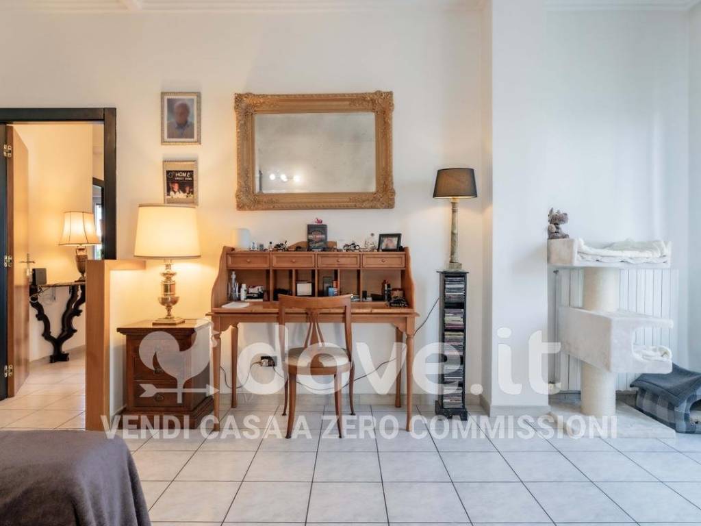 Appartamento a Lurate caccivio in Via Olgiate, 49 - Foto 4