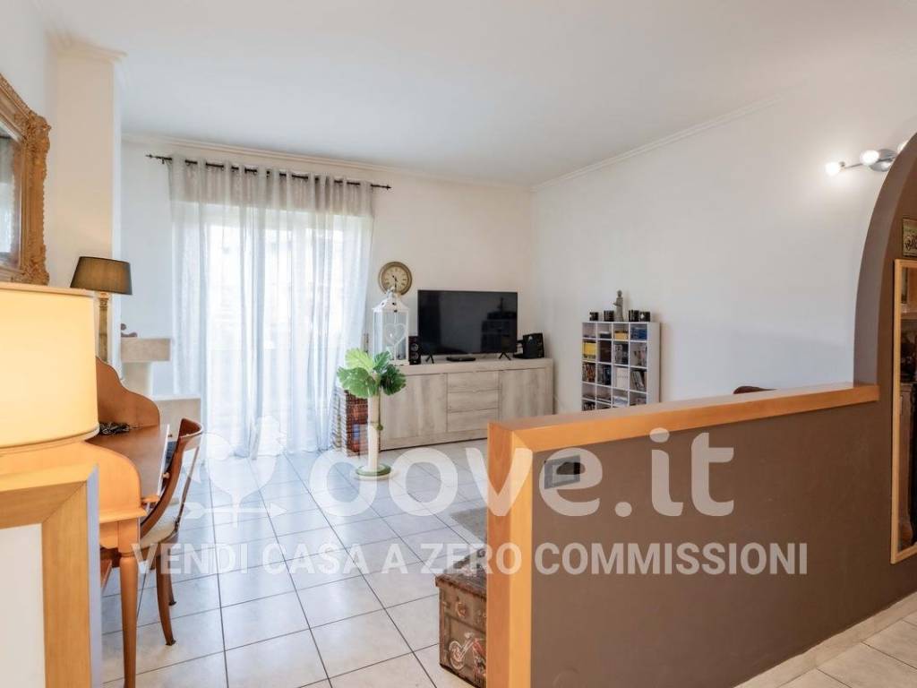 Appartamento a Lurate caccivio in Via Olgiate, 49 - Foto 5