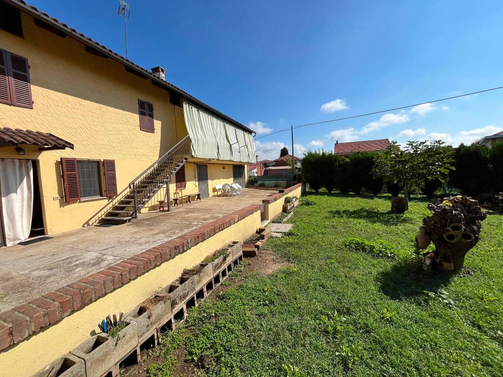Villa a Poirino in Via Cristoforo Colombo, 8 - Foto 3