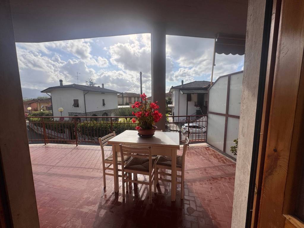 Appartamento a Follo in Via Brigate Partigiane, 2 - Foto 3