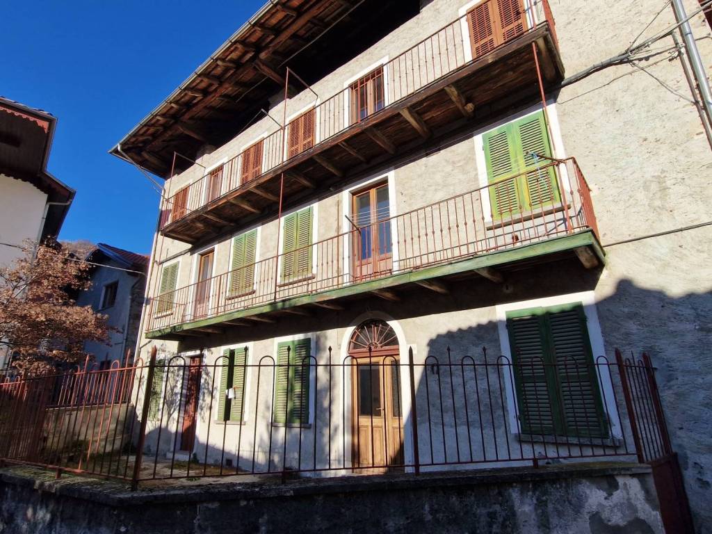 Casa indipendente a Varallo in Parone - Foto 3