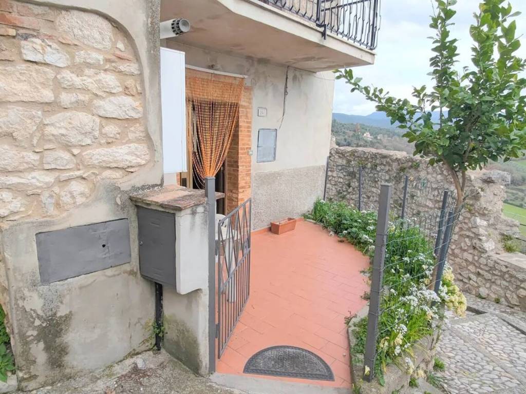 Appartamento a Narni in Strada Di Borgaria - Foto 3