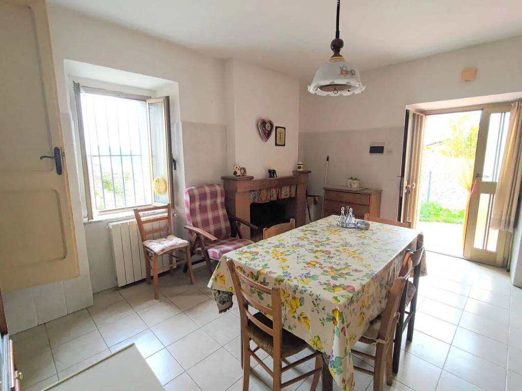 Appartamento a Narni in Strada Di Borgaria - Foto 5