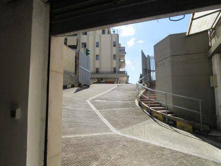 Box / garage a Foggia in Via Pietrantonio Loffredo, 13 - Foto 2