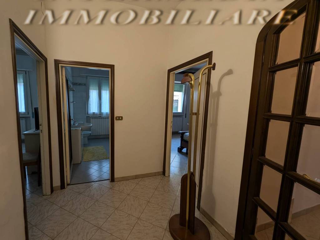 Appartamento a Montevarchi in Via Piave - Foto 5