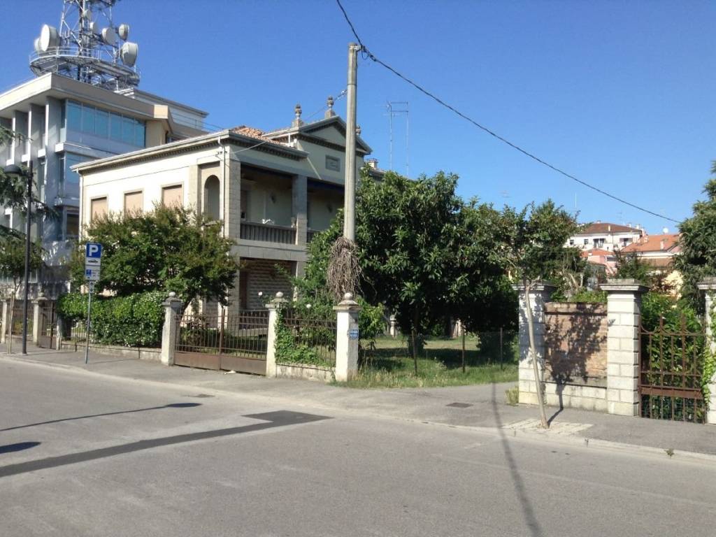 Palazzo / stabile a Adria in ADRIA Via Chieppara, 59 - Foto 2