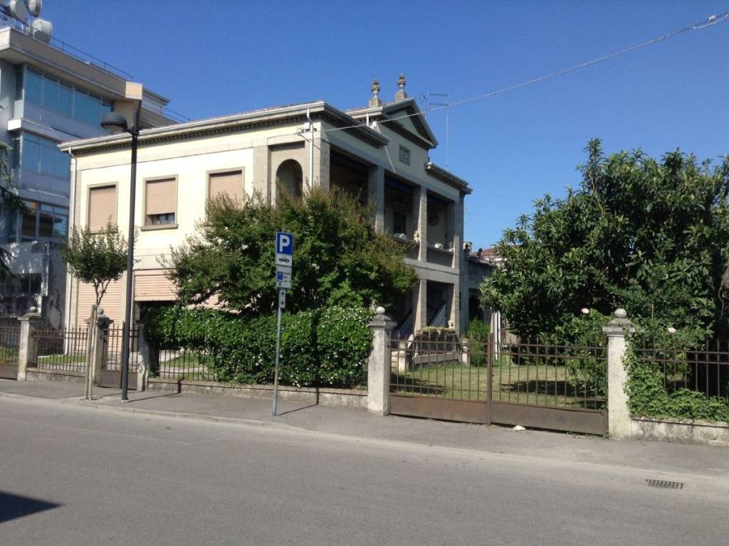 Palazzo / stabile a Adria in ADRIA Via Chieppara, 59 - Foto 3