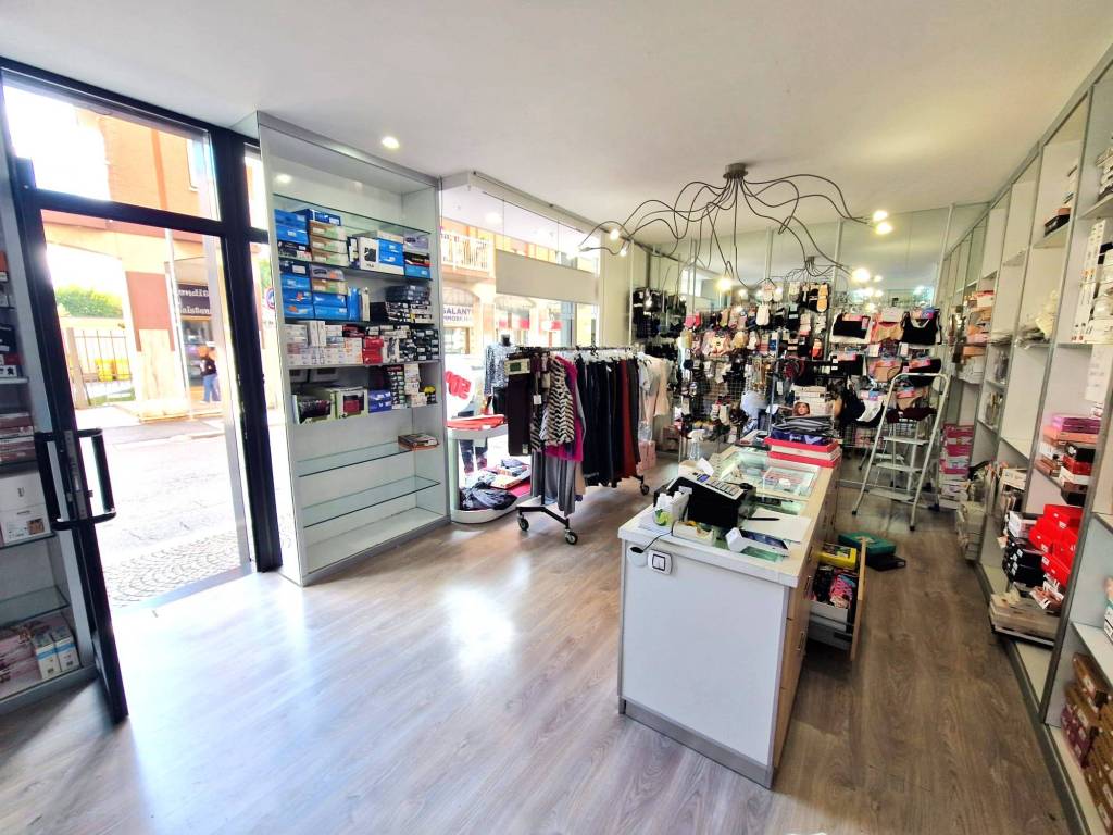 Immobile a Leinì in Via Carlo Alberto, 53 - Foto 5