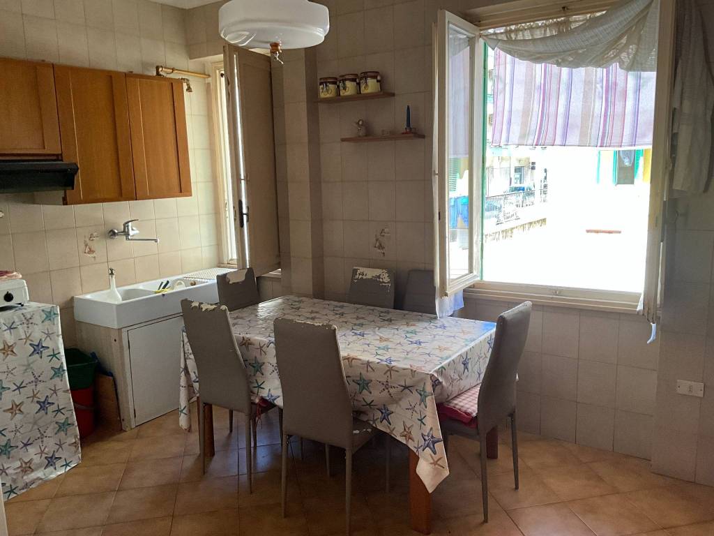 Appartamento a Giovinazzo in Via Maggiore Pietro Toselli, 52 - Foto 3
