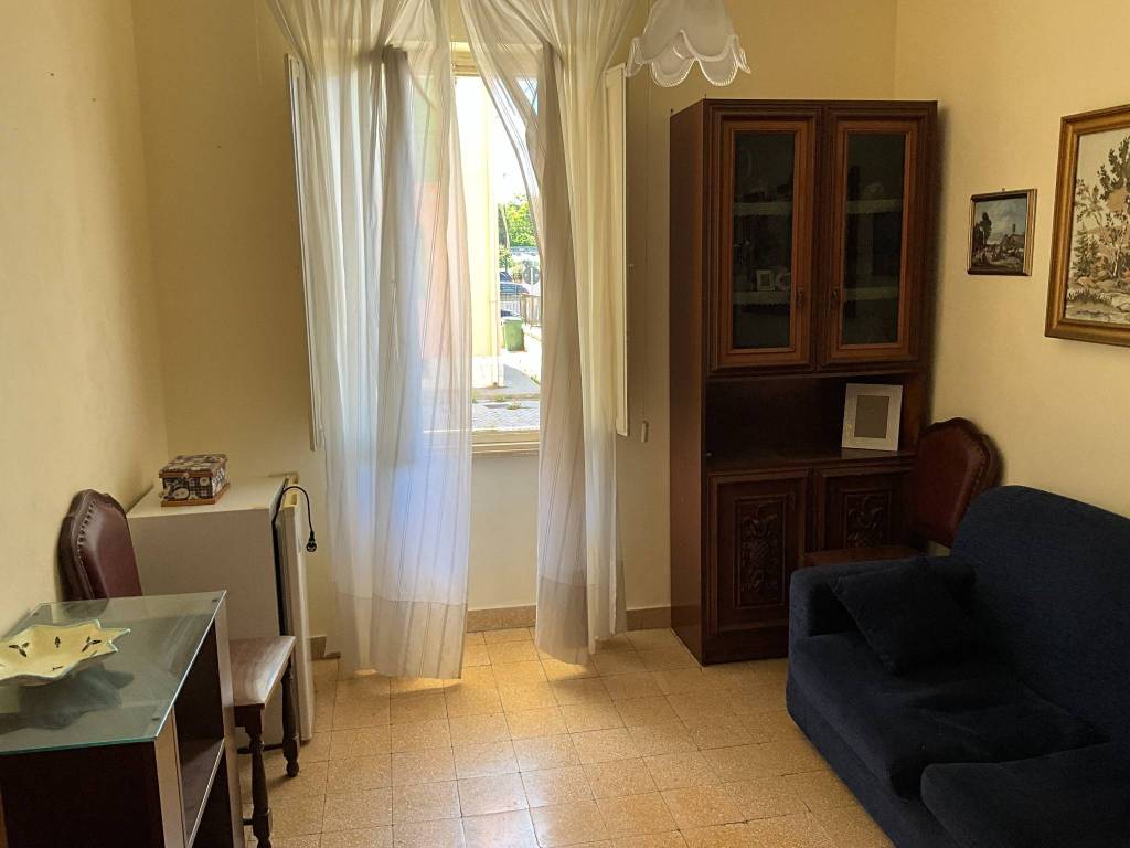 Appartamento a Giovinazzo in Via Maggiore Pietro Toselli, 52 - Foto 4