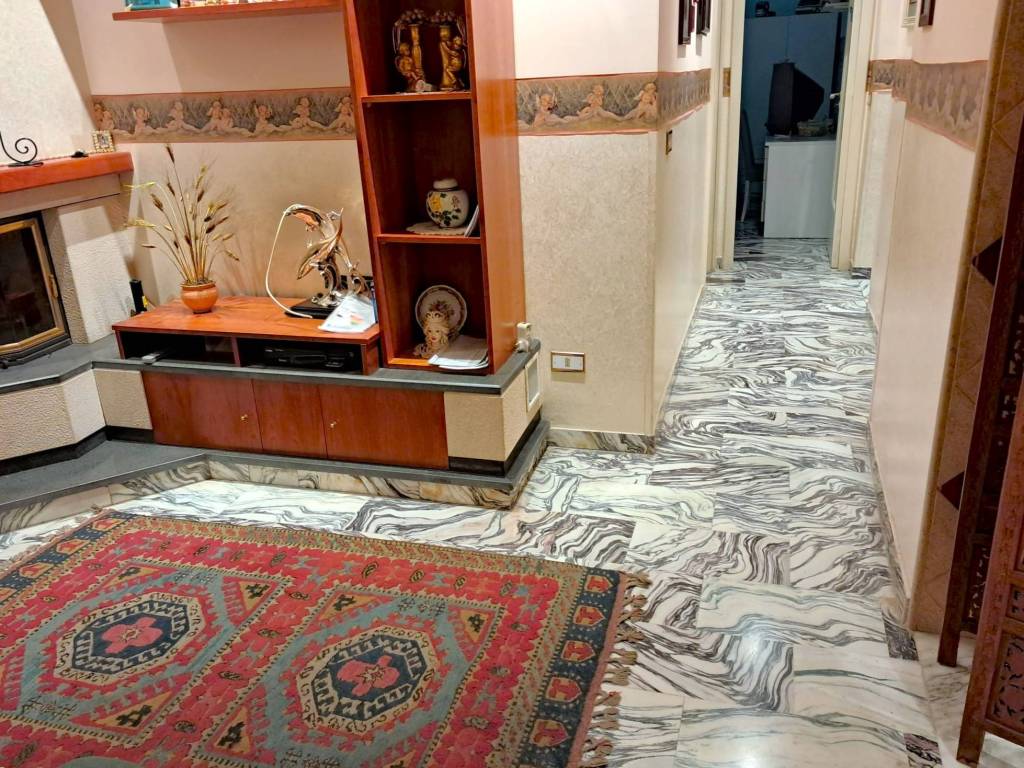 Appartamento a Carlentini in Via Camillo Benso Conte Di Cavour - Foto 5