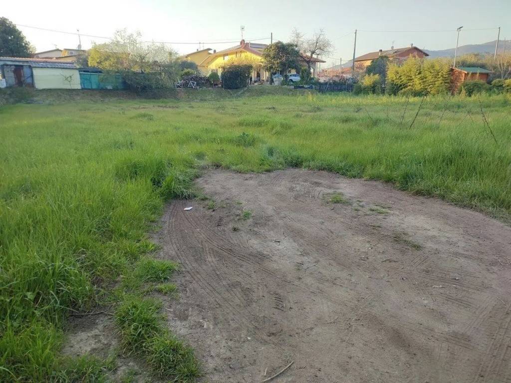 Terreno a Luni - Foto 2