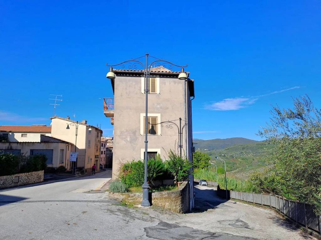 Palazzo / stabile a Monteleone sabino in Via Trebula Mutuesca No Number - Foto 2