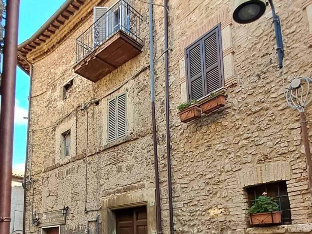 Appartamento a Monteleone sabino in Via Trebula Mutuesca No Number - Foto 2