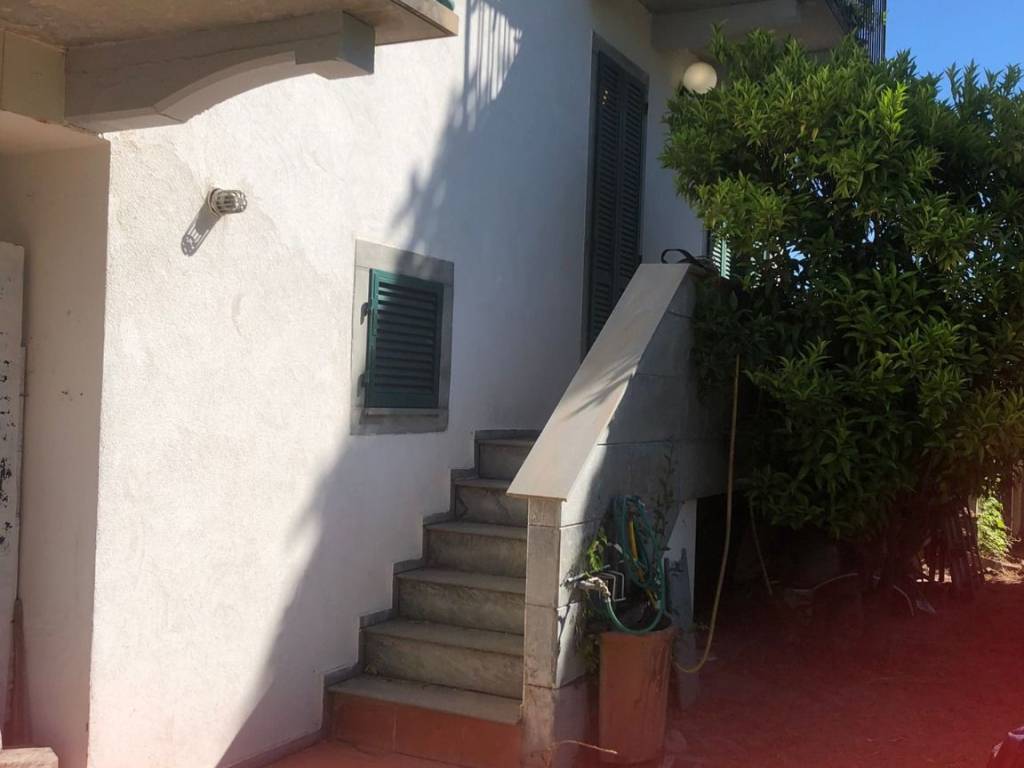 Appartamento a Ameglia in Via C. A. Fabbricotti, 112 - Foto 4