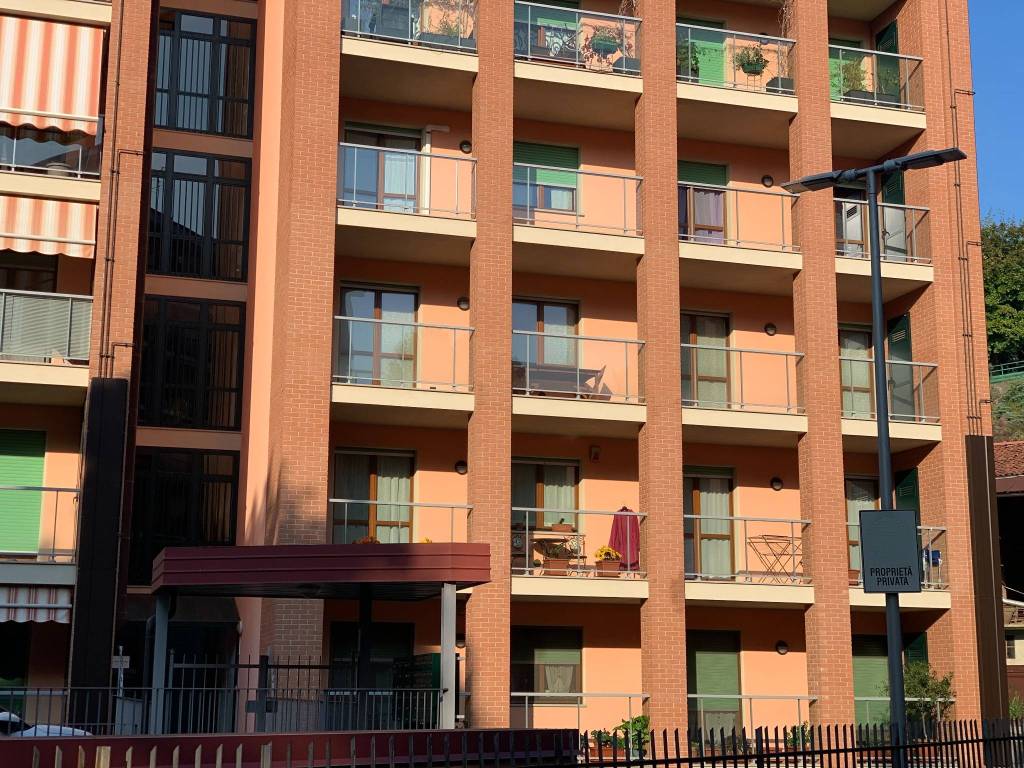 Appartamento a Ivrea in Via Lorenzo Garda, 5 - Foto 2