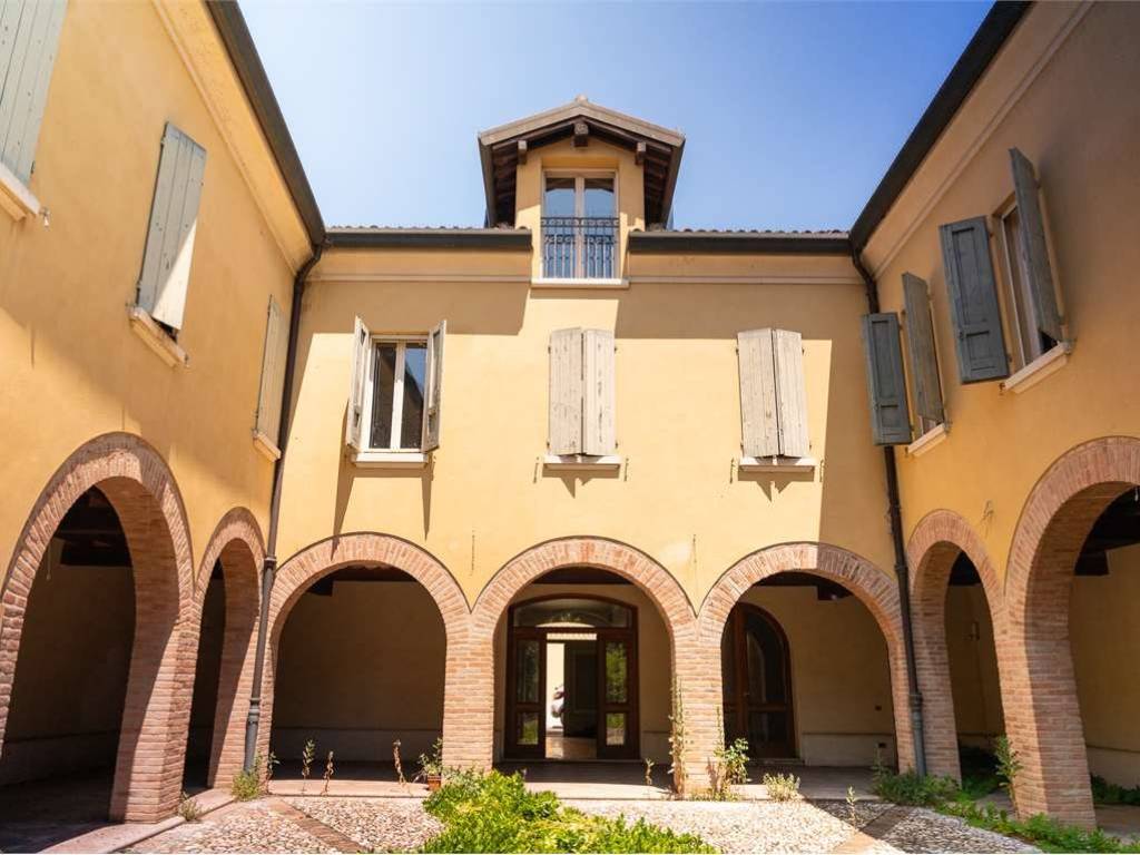 Villa a Carpi in Via Cesare Battisti, 20 - Foto 3
