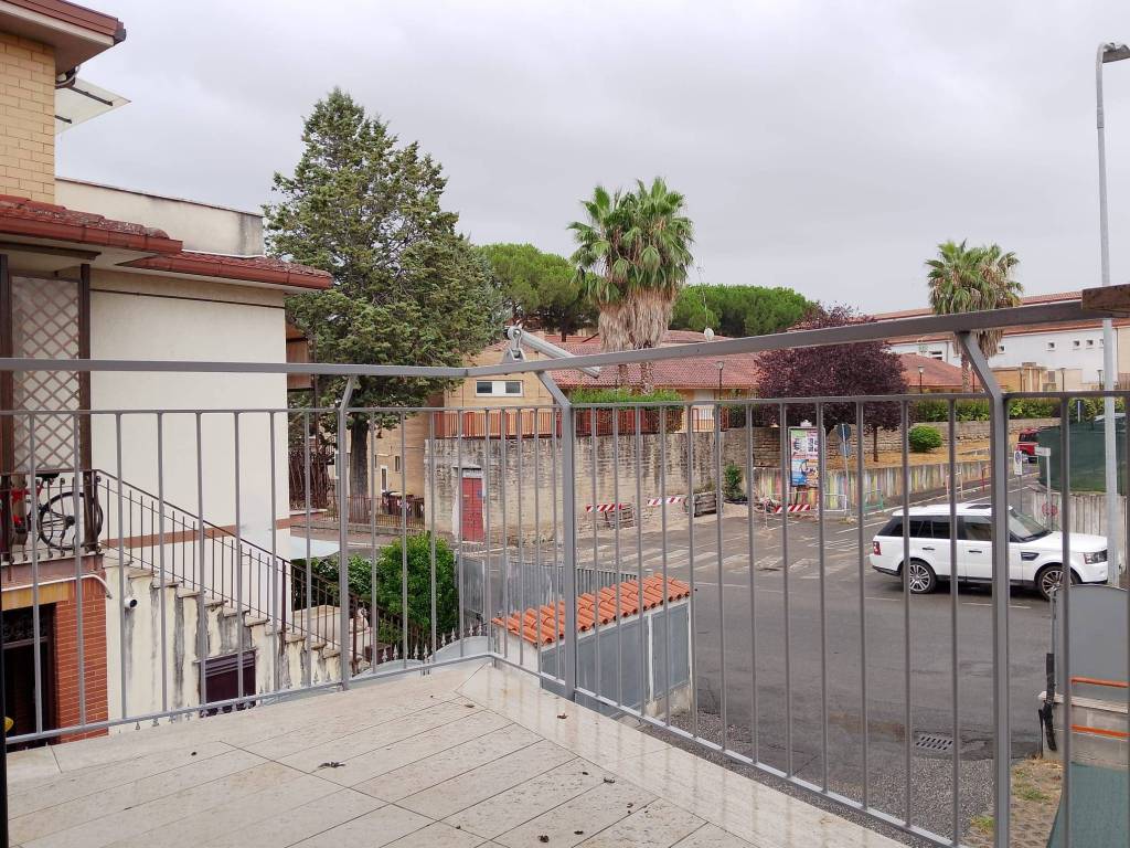 Appartamento a Monterotondo in Via Adige, 33 - Foto 2