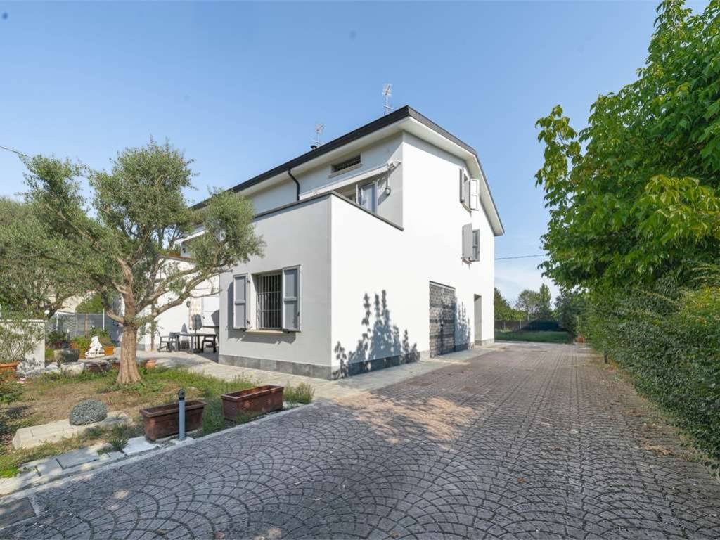 Villa a Carpi in Via Mario Pini, 18 - Foto 3