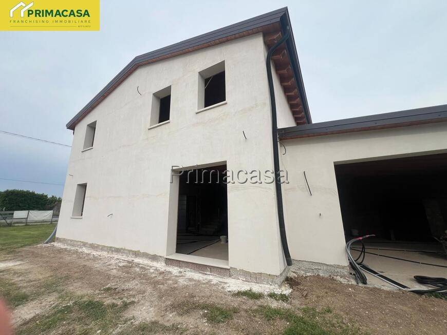 Villa a Pressana in VIA CROSARE DI SOTTO, 75 - Foto 2