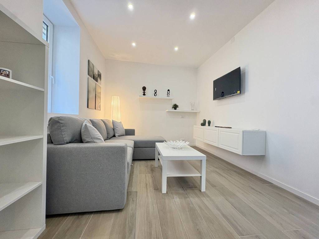 Appartamento a Lonate ceppino in Piazza Dante, 12 - Foto 5