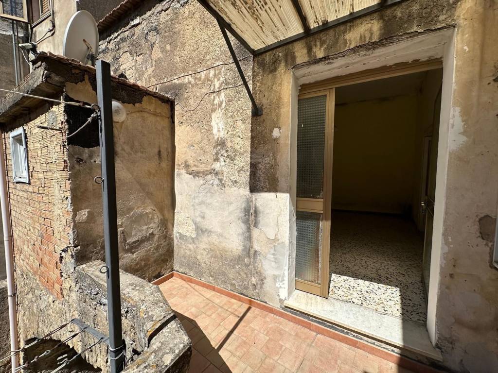 Appartamento a Castel san giorgio in Piazza Carmine Amendola, 27 - Foto 2