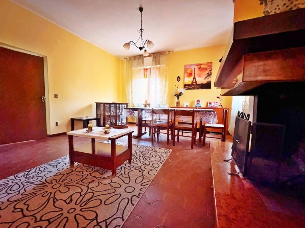 Casa indipendente a Nocera umbra in Via Flaminia Sud, 31 - Foto 4