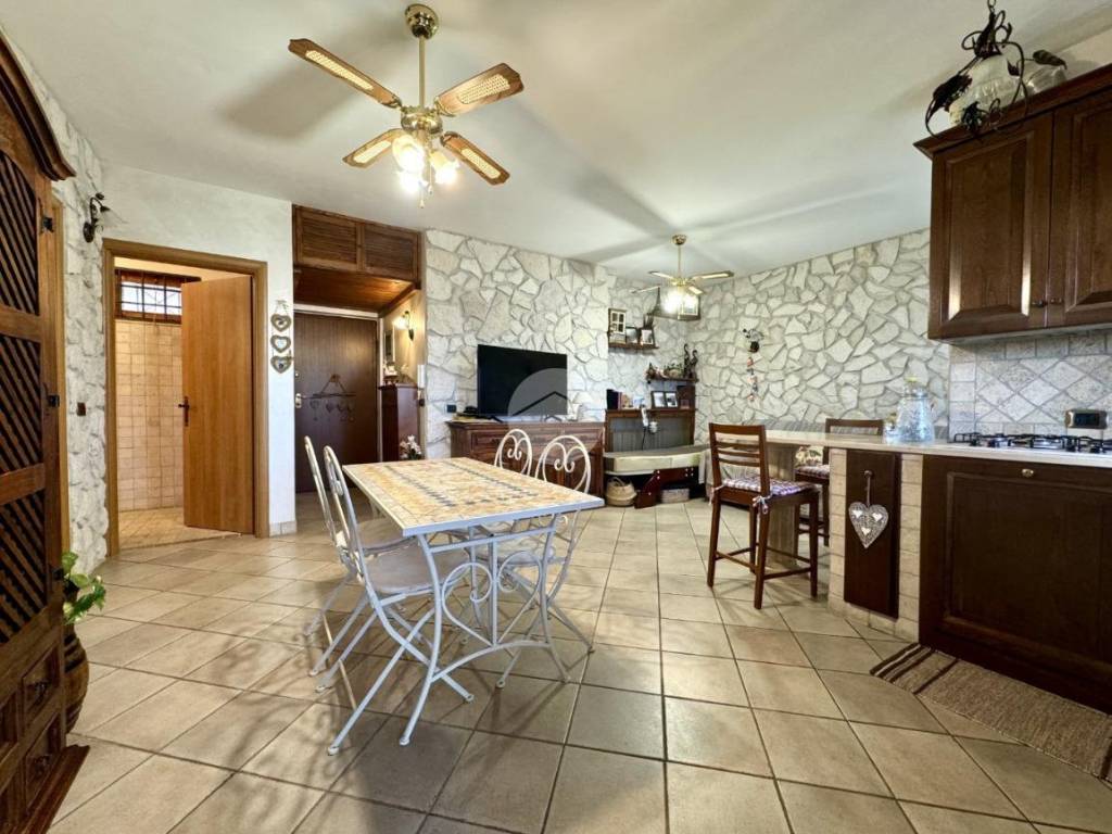 Appartamento a Monterotondo in Via Antonio Gramsci - Foto 3