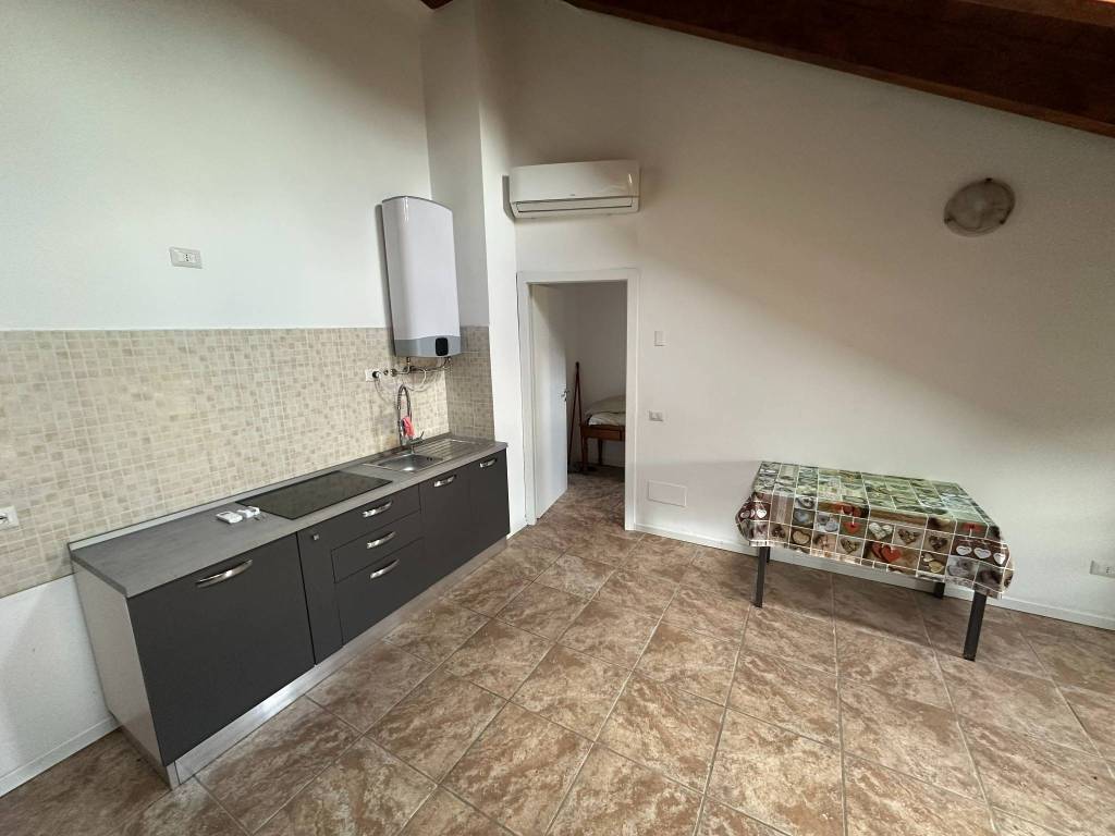 Attico / mansarda a Olgiate comasco in Via Bontocco - Foto 5