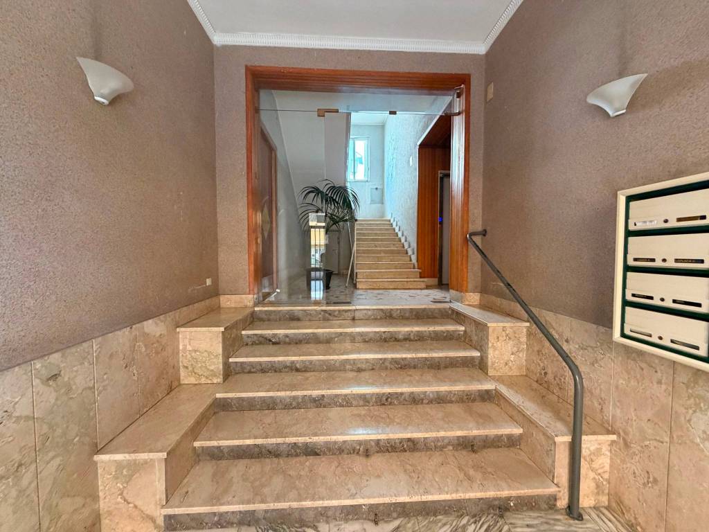Appartamento a Caltanissetta in Via Edmondo De Amicis, 64 - Foto 2