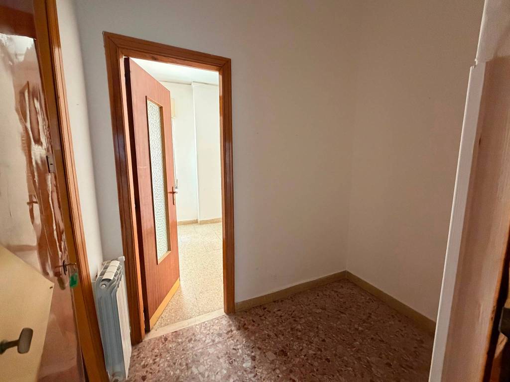 Appartamento a Caltanissetta in Via Edmondo De Amicis, 64 - Foto 3