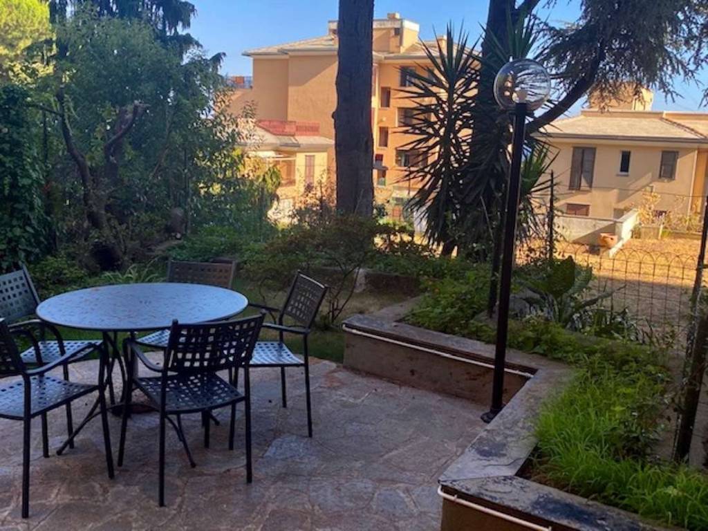 Appartamento a Arenzano in Via del Mare , 44 - Foto 2