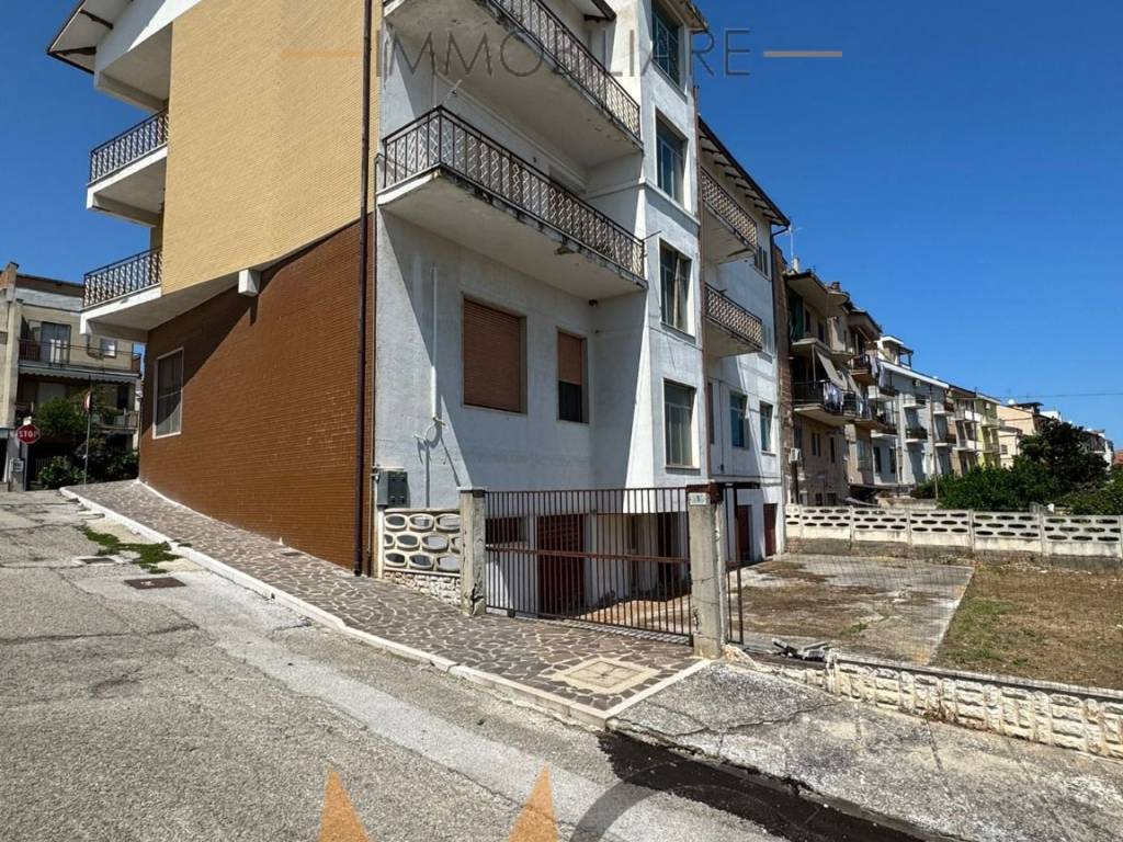Appartamento a Petacciato in Via Napoli, 10 - Foto 3