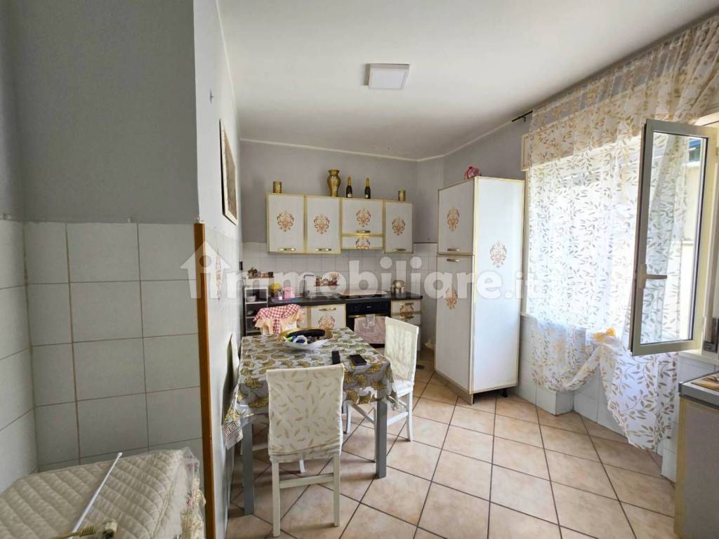 Appartamento a Acerra in Via Ugo La Malfa - Foto 4