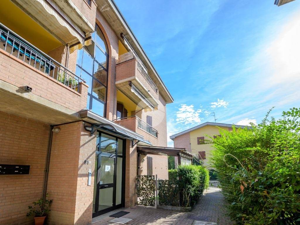 Appartamento a Zola predosa in Via A. Masini, 81 - Foto 2