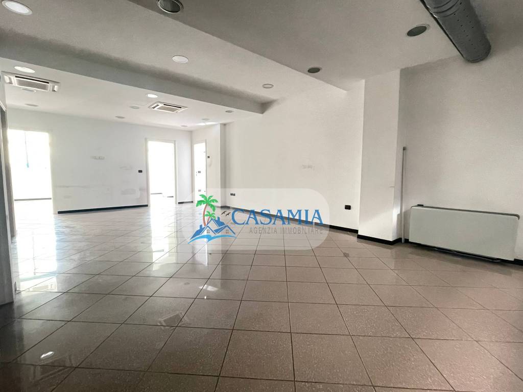 Immobile a San benedetto del tronto in Via Cesare Luciano Gabrielli - Foto 2