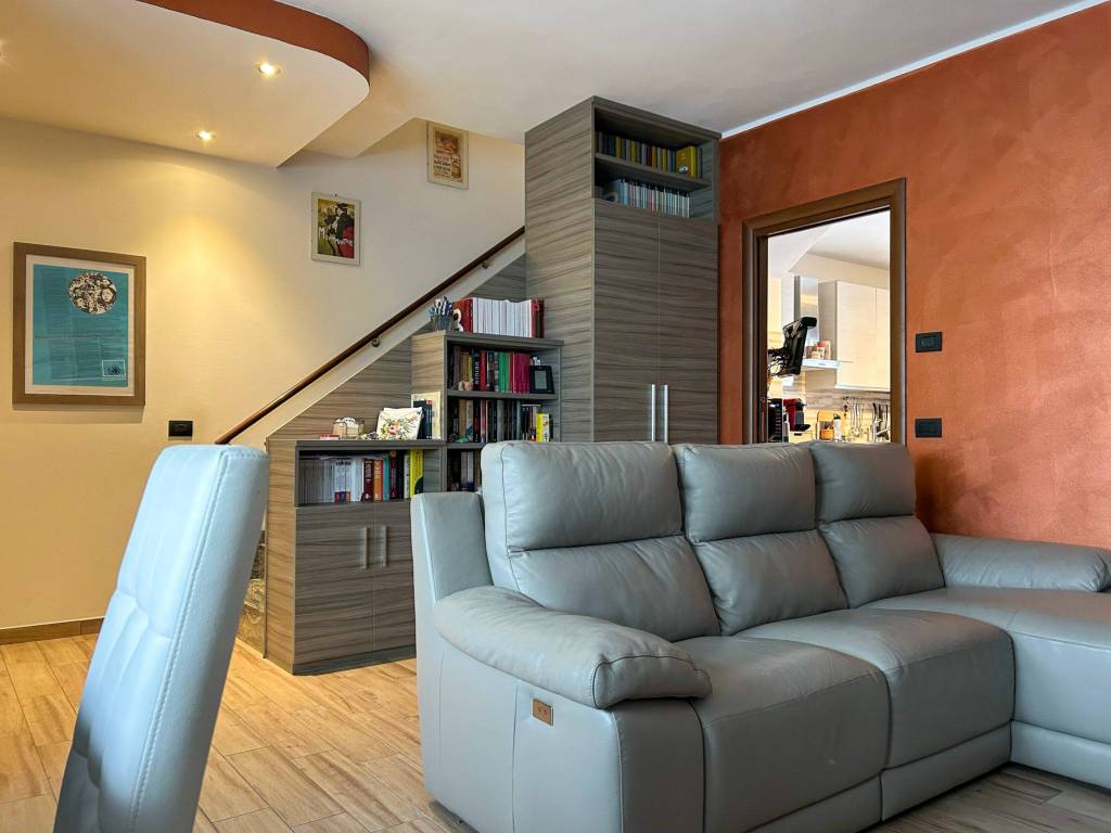 Villa a Galliate in Via Cesare Battisti, 22 - Foto 5